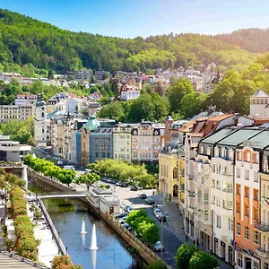 4* Hotell Dvorak & Wellness
